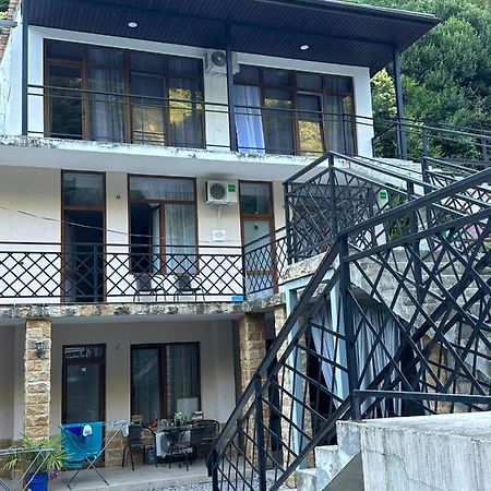 Спиро Gagra Exteriör bild